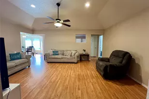 5920 Hilltop Dr, Watauga, TX 76148 - Photo 4