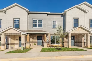 6215 Roby Dr, Arlington, TX 76001 - Photo 1