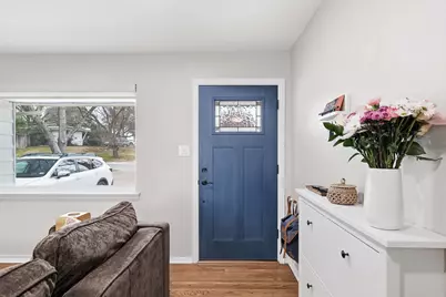 13929 Montvale Drive, Farmers Branch, TX 75234 - Photo 4