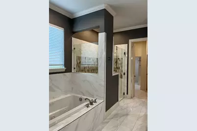 337 Lucille Street, Irving, TX 75060 - Photo 8