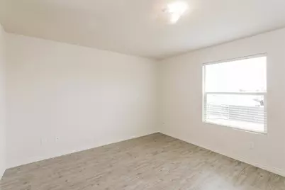 1708 Oriole Drive, Ennis, TX 75119 - Photo 14