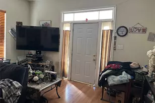 700 N Clinton Ave, Dallas, TX 75208 - Photo 4