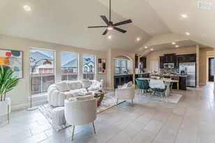 1240 Sylvia St, DeSoto, TX 75115 - Photo 6