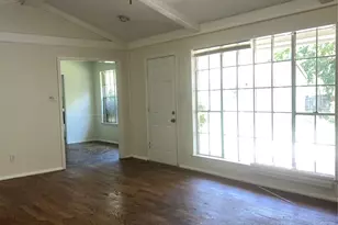 4215 Southcrest Dr, Arlington, TX 76013 - Photo 8