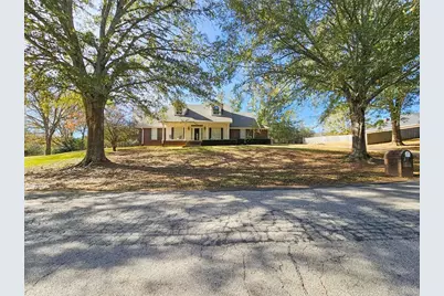 2001 Ventureview Street, Palestine, TX 75803 - Photo 2