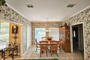 2001 Ventureview St, Palestine, TX 75803 - Photo 10