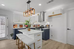 806 Laguna Dr, Garland, TX 75043 - Photo 8