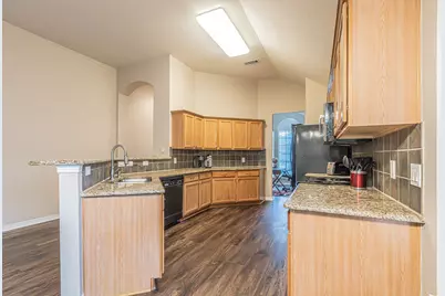 2878 Crestview Drive, Lewisville, TX 75067 - Photo 10