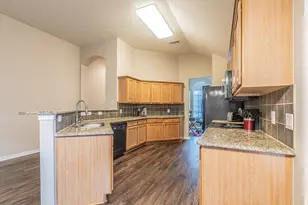 2878 Crestview Dr, Lewisville, TX 75067 - Photo 10