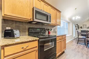 2878 Crestview Dr, Lewisville, TX 75067 - Photo 12