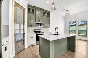 10016 Valley Oak Way, Springtown, TX 76082 - Photo 12