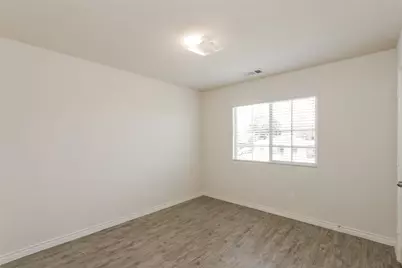 1707 Bobolink Drive, Ennis, TX 75119 - Photo 8