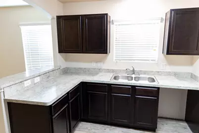 1602 Oriole Drive, Ennis, TX 75119 - Photo 4