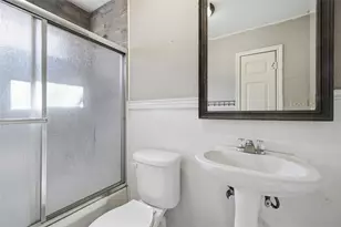 705 N 33rd St, Waco, TX 76707 - Photo 6