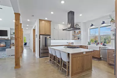 8012 County Road 1201, Malakoff, TX 75148 - Photo 8