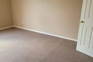 4902 Landrun Ln, Arlington, TX 76017 - Photo 10