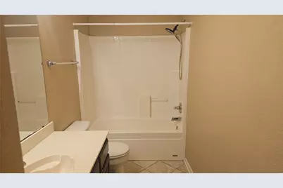 4902 Landrun Lane, Arlington, TX 76017 - Photo 6