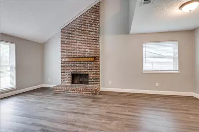 1409 Golden Grove Drive, Mesquite, TX 75149 - Photo 2