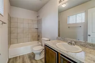 1601 Oriole Dr, Ennis, TX 75119 - Photo 14