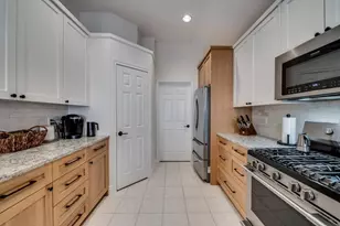 10060 Cambridge Dr, Frisco, TX 75035 - Photo 8