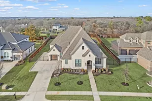 704 Rembrandt, Colleyville, TX 76034 - Photo 2