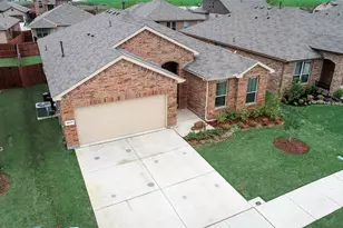 10117 Burtrum Dr, Fort Worth, TX 76177 - Photo 2