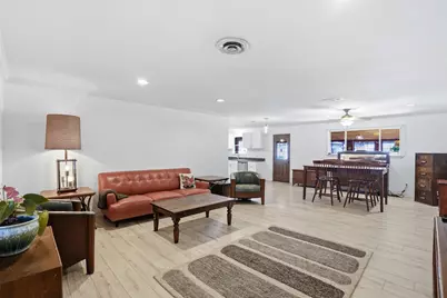 5521 Lubbock Avenue, Fort Worth, TX 76133 - Photo 2