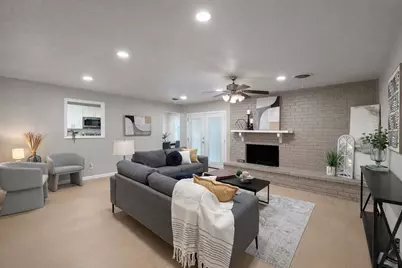 1605 Glenwick Drive, Plano, TX 75075 - Photo 2