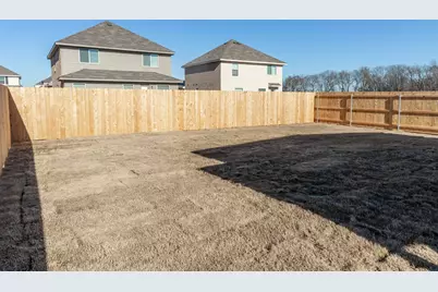 1706 Dove Circle, Ennis, TX 75119 - Photo 2