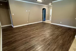 8805 Kiowa Dr, Greenville, TX 75402 - Photo 4