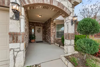 1809 Vista Royale Court, Fort Worth, TX 76108 - Photo 4