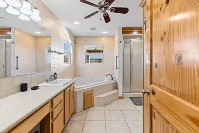 670 Farm Road 196 N, Blossom, TX 75416 - Photo 14