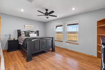 670 Farm Road 196 N, Blossom, TX 75416 - Photo 16