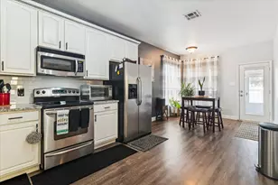 1805 Cambridge Dr, Providence Village, TX 76227 - Photo 8