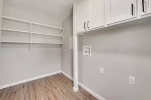 1124 Sherwood Dr, Bedford, TX 76022 - Photo 10