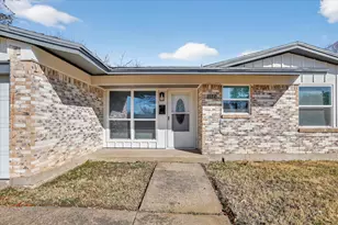 1845 Wintergreen Rd, Carrollton, TX 75006 - Photo 2