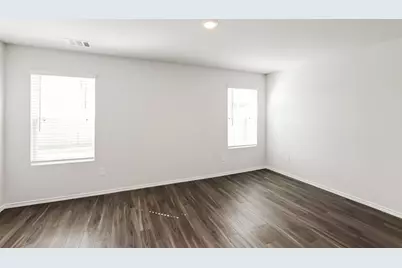 435 Thompson, Everman, TX 76140 - Photo 6