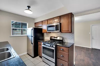 1208 Woodbrook Street, Arlington, TX 76011 - Photo 10