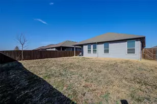145 Hawksbill Ln, Rhome, TX 76078 - Photo 18
