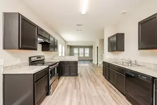 1930 Jasmine Dr, Ennis, TX 75146 - Photo 2