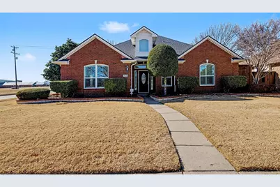 8615 Oakleaf Drive, Frisco, TX 75035 - Photo 1