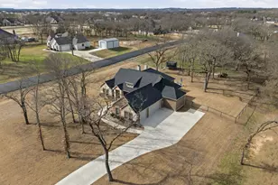 664 Winkler Wy, Springtown, TX 76082 - Photo 1