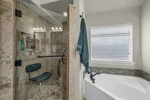 8228 Fall Crest Dr, Fort Worth, TX 76053 - Photo 26