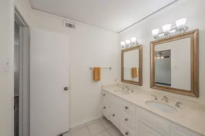 3020 Stonehenge Lane, Carrollton, TX 75006 - Photo 18