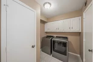 3020 Stonehenge Ln, Carrollton, TX 75006 - Photo 22