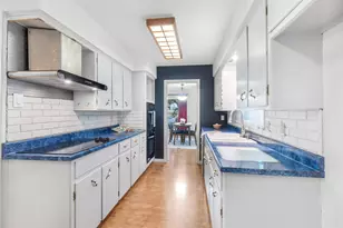 2713 Yorkshire, Sherman, TX 75092 - Photo 12