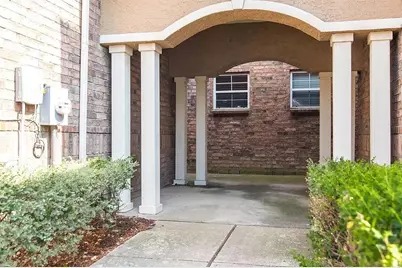 5852 Clearwater Drive, The Colony, TX 75056 - Photo 2