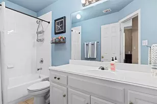 6211 Parkside Dr, Arlington, TX 76001 - Photo 16