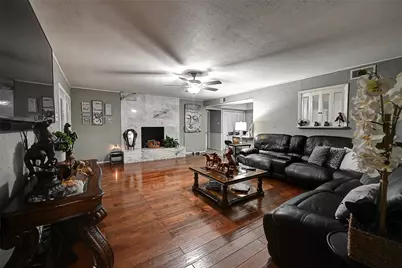 3262 Camelot Drive, Dallas, TX 75229 - Photo 2