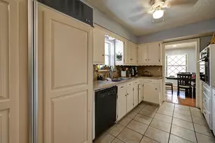 3262 Camelot Dr, Dallas, TX 75229 - Photo 10